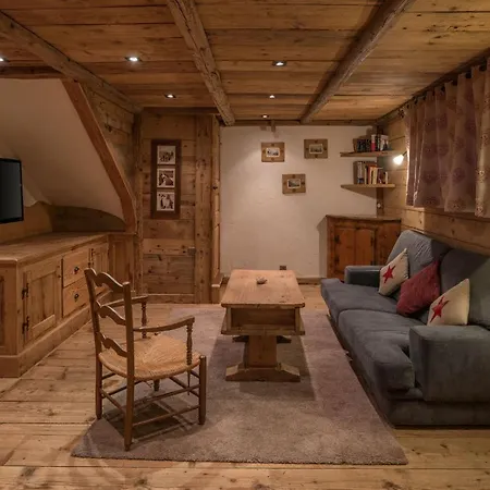 Le Chalet Des Bois *
